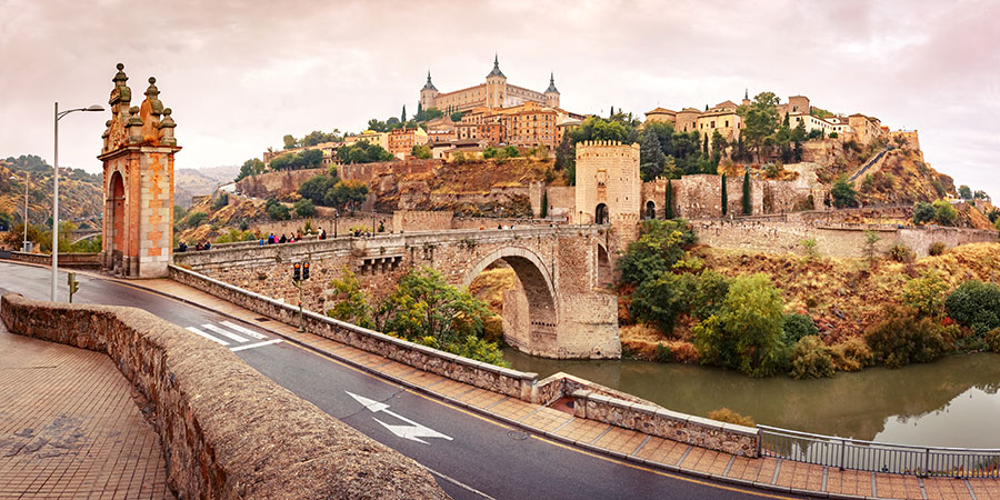 alcazar de toledo, españa